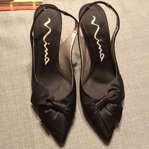 Nina size 7 black satin peep toe sling back pumps
